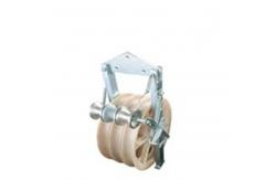 China 660mm Pilot Wire Use Stringing Block Galvanized Nylon Sheave Aerial Cable Pulley Block supplier