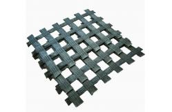 China Civil Engineering Reinforcement Fiberglass Geogrid Coated With Elastomeric Polymer supplier