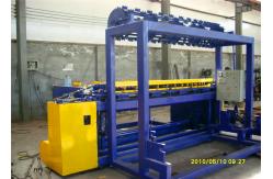 China 1.8mm 2.5mm Wire Mesh Weaving Machine For Fence Making supplier