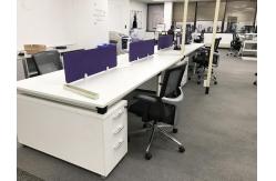 China Fashion Office Desk Partitions With Cabinets Veneer Finish Anti - Scratch supplier