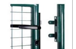 China Metal Welded Wire Mesh Fence Gate For Home And Garden supplier