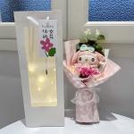 Valentine's Day and Mid-Autumn Festival gifts: Kuromi dolls, bouquets of roses, soap, flowers, sunflowers, and Christmas gifts for sale