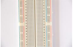 China 840 points connected breadboard with blue and red coordinates supplier