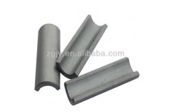 China Custom Magnetized ISO/TS16949 Ferrite Block Magnet supplier