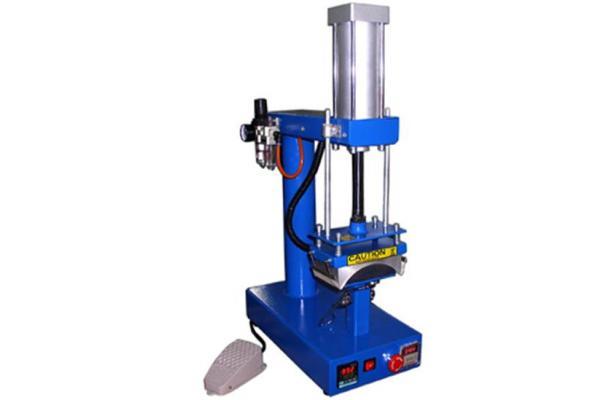 New pneumatic grilled hat machine