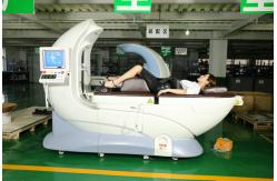 China Alien Capsule Spinal Decompression Table  Hydraulic Drive System supplier