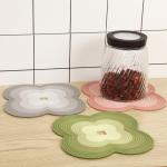 4 in 1  Collapsible silicone hot pad trivet