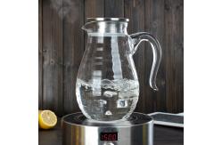 China Handmade 1800ml Pyrex Juice Carafe With Lid , Handled Large Glass Pitcher supplier