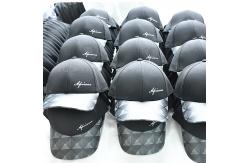 China Customizable 6 Panel Baseball Cap with Adjustable Strap and Curved Visor supplier