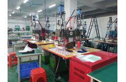 China Rubber Clothing Labels manufacturer