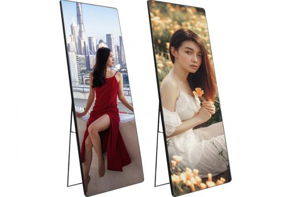 SMD2121 LED Chips LED Poster Display 680x2000mm P2mm for Your Advertising Needs