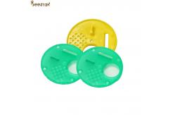 China Plastic Bee Round Shape Disc Beehive Entrance For Beekeeping Apiculture Beehive Gate supplier
