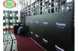 China Synchronous Control P2.5-P6 1100cd Advertising LED Screens supplier