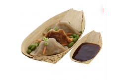China Biodegradable Disposable Serving Cone Bamboo Leaf Plate Boat For Sushi Food supplier