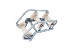 China Bending Radius 450mm Three Wheel Pulley Protecting Tackle With Three Wheels supplier