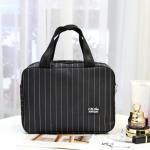 Polyester Reusable Travel Storage Pouch Leakproof Clothing Storage Bag for sale