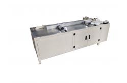 China Semi automatic V and N fold hand towel paper bagging machine supplier