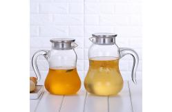 China Pyrex Clear Glass Water Pitcher With SS Infuser Lid Gourd Shaped Heat Resistant supplier