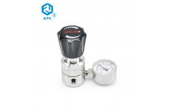 China CE Adjustable Pressure Reducing Valve Nitrogen Air Pressure Regulator With Gauge supplier