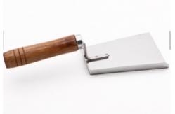 China Durable Pollen  Shovel With Wooden Handle of Honey Decapping Tools Scraper supplier