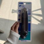 25mm Plastic Handle Utility Knives With SK2 Carbon Steel Blades for sale