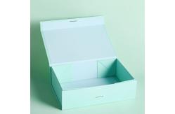 China Folding Custom Printed Paper Box Clamshell Magnetic Buckle Cosmetic Gift Packing Box supplier