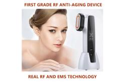 China Anti Aging Face Beauty Instrument RF Radio Frequency Face Lifting Device 220g supplier