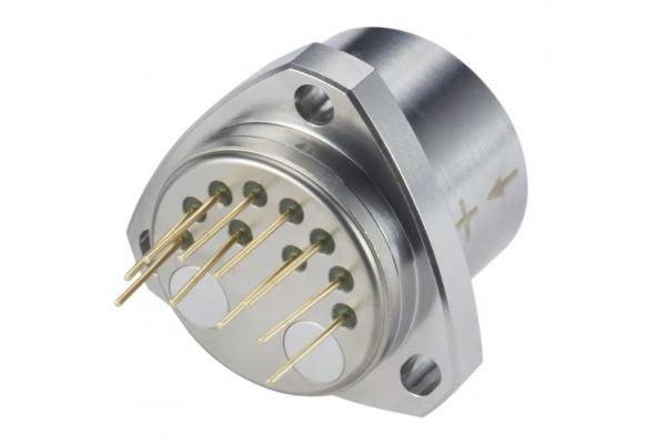 High Resolution Quartz Flexure Accelerometer With Temp Sensor