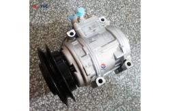 China Air Conditioning Compressor  OEM DOOSAN Excavator  PC200-6 supplier