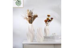 China Ripple Texture Ceramic Vase for Modern Home Decor supplier