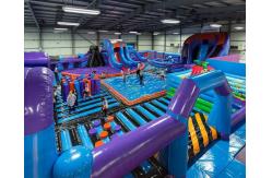 China Giant Bouncy Indoor Inflatable Obstacle Course Juego Jockey / Blow Up Amusement Park supplier