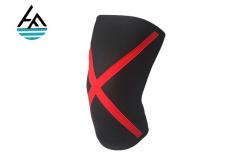 China Breathable Neoprene Compression Knee Sleeve Strong Support For Heavy Weight Squat supplier