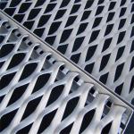 Architectural Building Expanded Metal Lath Mesh Curtain Wall With Fixing L Type Frame for sale