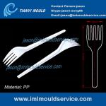 disposable plastic fast food fork,fruit fork,bread fork,made of plastic pp mould for sale
