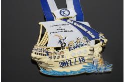 China Carnival Orden Medaille Soft Enamel Medals 3D Effect Many Stones On Medallion supplier