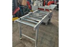 China Competitive Price Pallet Machine Automatic Wood Cut Off Saw Machine supplier
