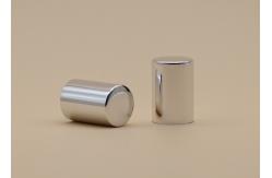 China Silver Aluminum Perfume Bottle Caps Cylinder Shape PP Plastic Inner supplier