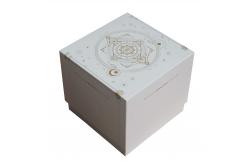 China Customizable White Rigid Candle Box Golden Foil Stamping White Foam Insert supplier