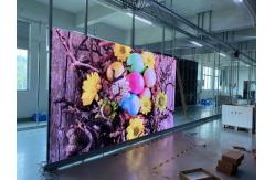 China 1R1G1B Indoor 160000 Pixels/Square Meter P2.5 LED Digital Screen supplier