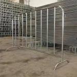 Galvanized Road Safety Metal Pedestrian Crowd Control Barrier Temporary Fencing 1.1M for sale