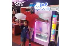 China Customizable Flower Cotton Candy Vending Machine With Smart Robot Operation supplier