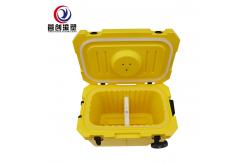 China Convenient Handle Rotomolded Lunch Cooler For Customized Preferences supplier