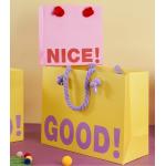 China Stylish Gift Paper Bags With Handles Cute Packaging For Graduation Valentine'S Day Birthdays factory