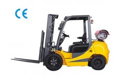China Dual Fuel Four Wheel Forklift 3000kg Capacity With Engine Protection Lock supplier