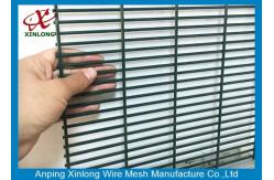China Professional Dark Green Green Security Fencing Panels For Public Grounds supplier