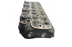 China Gray Cast Iron 4D31 Automotive Cylinder Heads For Mitsubishi Fuso supplier