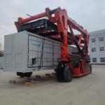 35T Port Straddle Carrier Price Automatic Spreader For Stacking Containers for sale