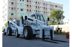 China 8.2T Terrain Forklift with Overload Protection Safety Features supplier