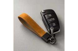 China Toyota Multifunctional Personalised Leather Keyring PU Scratchproof Antiwear supplier