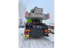 China 2021 Years Zoomlion Mobile Crane 80 Tons With Five-Arm Crane Jib supplier